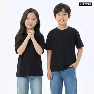 Yuedpao Kids Oversized Timeless 2026 เสื้อยืดเด็กโอเวอร์ไซส์ ผ้าหนายับยากรีดง่าย เสื้อเด็กสีพื้น ทรงหลวม Set Dark Tone