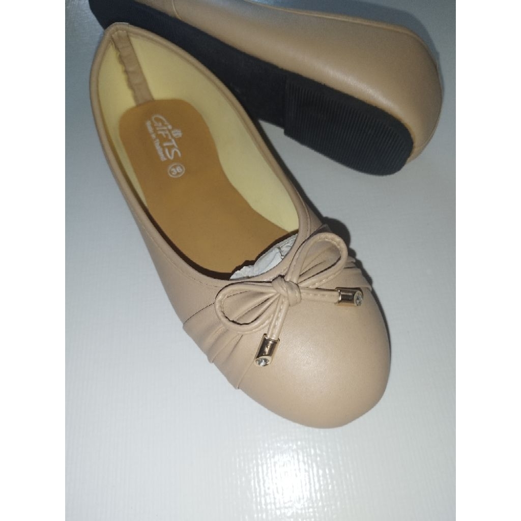Gifts Lolla คัทชูหญิง รุ่น V181,M404,M284