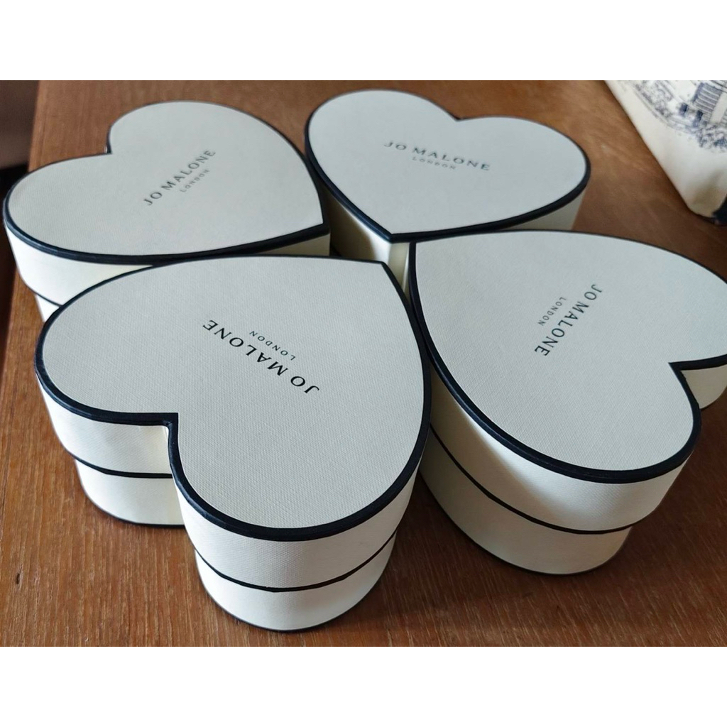กล่องน้ำหอม Jo Malone รูปหัวใจ แท้100%