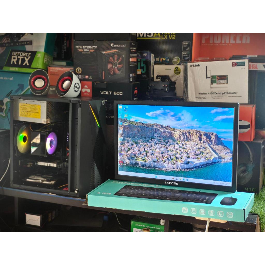 คอมพร้อมเล่น amd x4 880k ram8 ssd120 GT620 1g HDD500g PSU 400W Roblox ได้ hon dota 4990 จอใหม่ 19 75