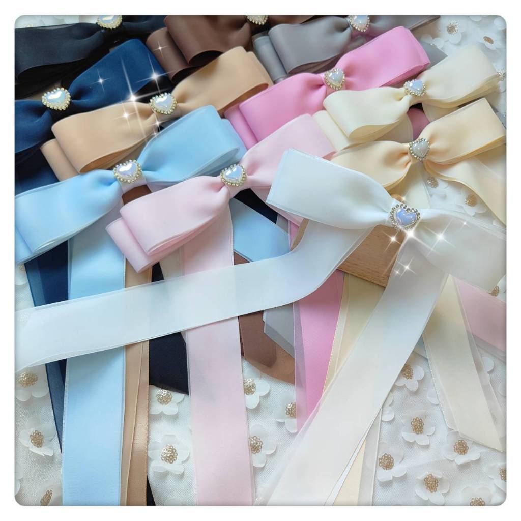 A Dream (11สี✨)กิ๊บสปริงโบว์ริบบิ้น2ชั้น แบบหางยาวสีเรียบแต่งจี้หัวใจ กิ๊บไซร์M 8ซม. (พร้อมส่ง🚛)