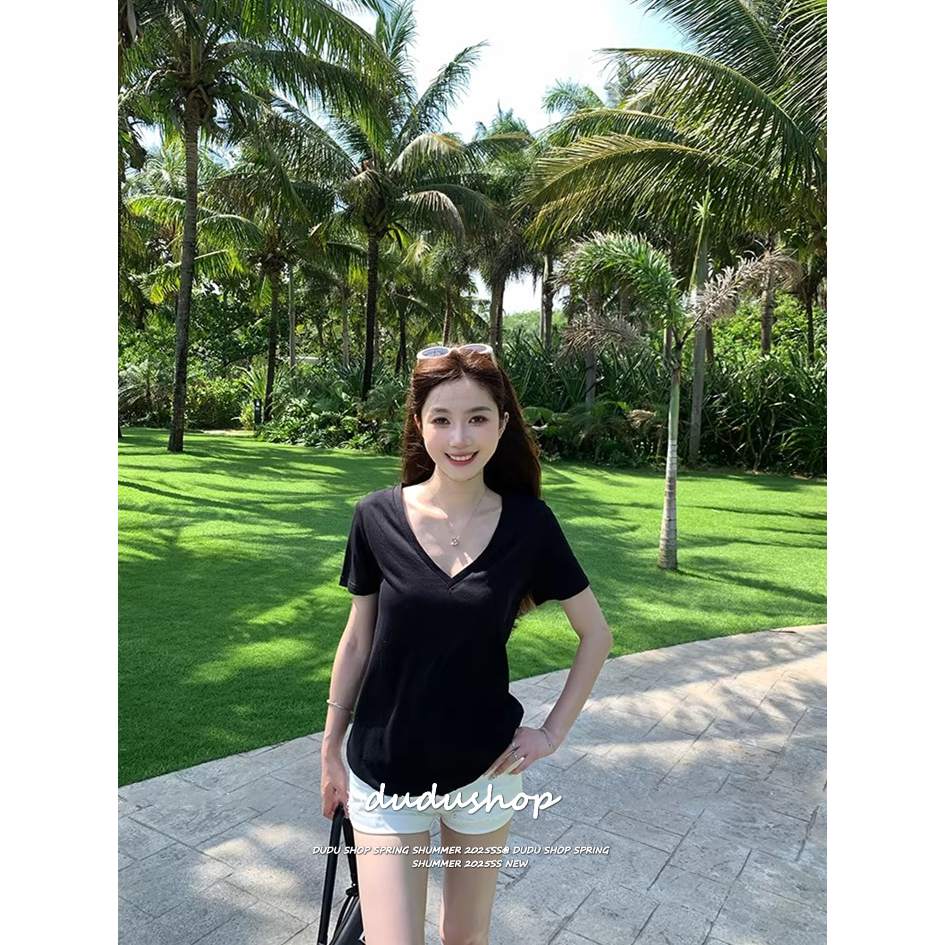[Simple V-neck short-sleeved t-shirt]สงกรานต์เกาหลีฉบับเรียบง่ายวินเทจผู้หญิงคอวีสีทึบแขนสั้นเสื้อยืด