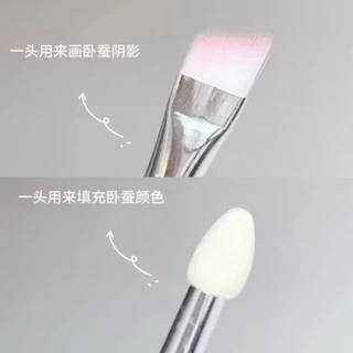 M495 Kakashow อายแชโดว์ 4 สี ดอลลี่อายพาเลต เนื้อแมทผสมกลิตเตอร์ ธรรมชาติ เพิ่มมิติ ให้ความสว่าง พร้อมแปรงสองหัว