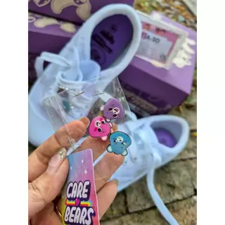 Gerry Gang รองเท้านักเรียน ประถม รองเท้านักเรียนหญิง ผ้าใบขาว พละ พื้นชมพู / ม่วง SALE-ไม่มีเพชรเหล็ก