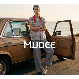 MUDEE เสื้อเบลาส์คอปกแต่งพู่แขนล้ำ ผ้าลินินพิมพ์ลายดอกไม้