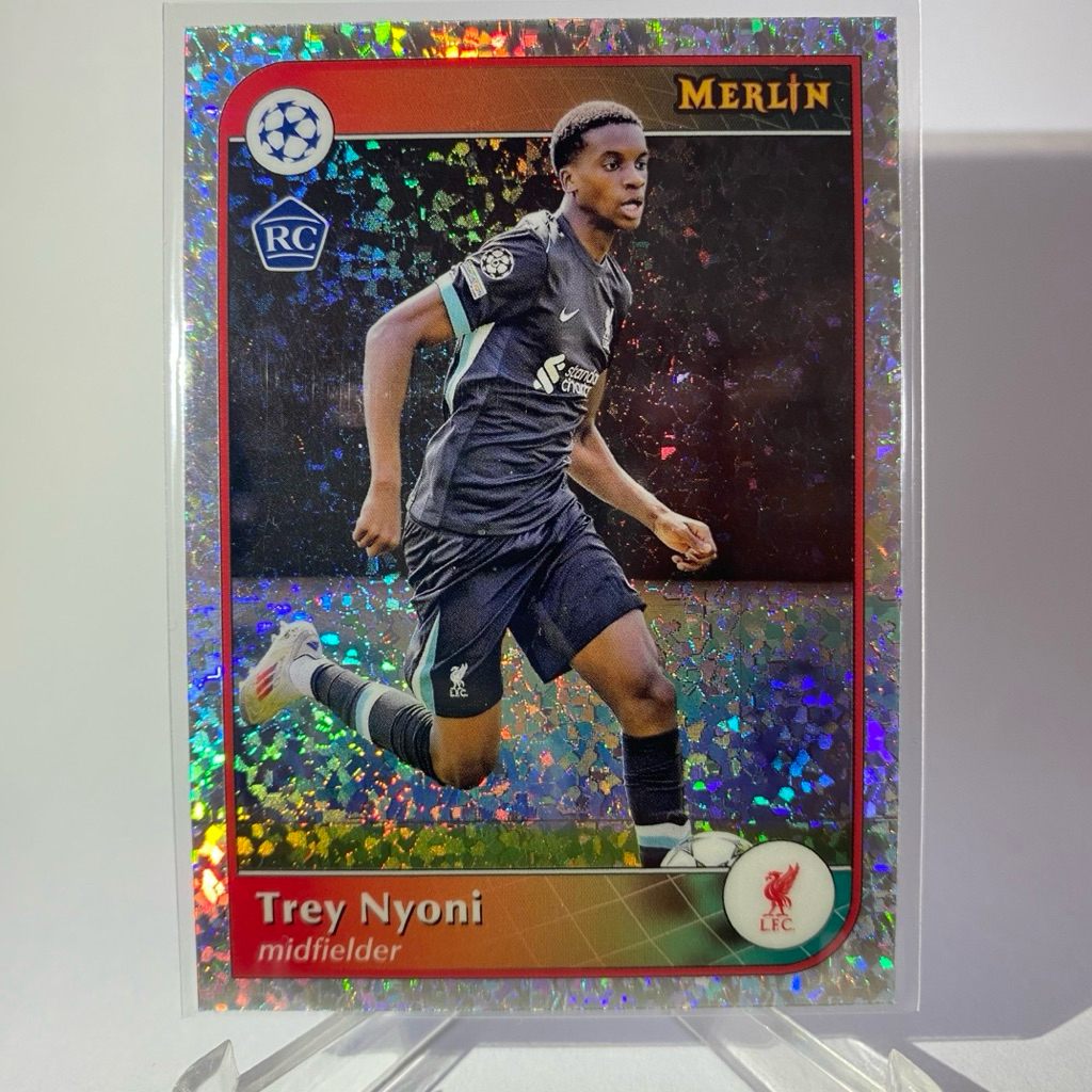 การ์ดนักฟุตบอล TREY NYONI, RC, LIVERPOOL, TOPPS MERLIN 2025