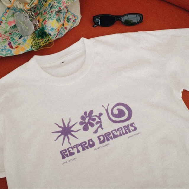 Retro Dreams Unisex t-shirt
