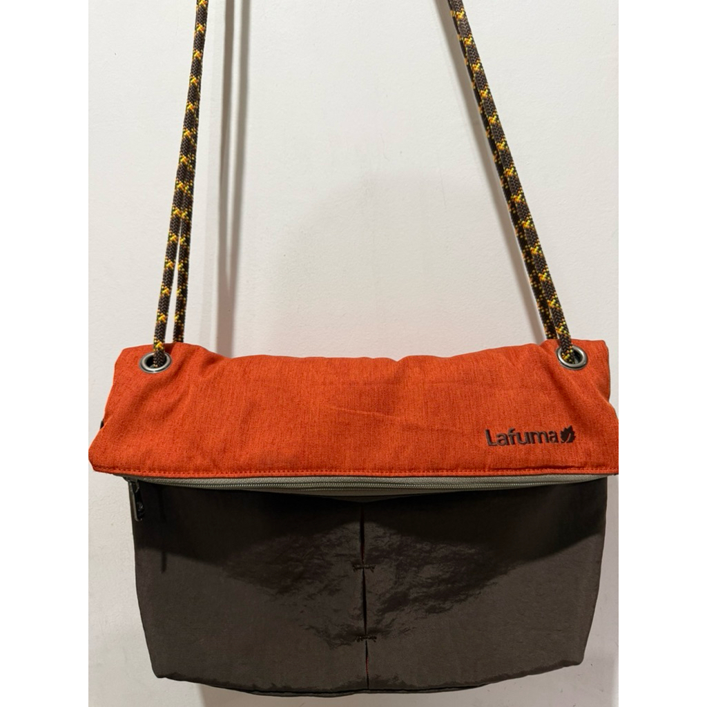 กระเป๋า Lafuma (สีสด-สภาพดี)