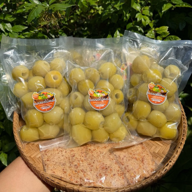 พุทราคว้านเม็ดดองเกลือ กรอบ อร่อย ไม่มีเม็ด  แถมฟรีพริกเกลือรสเด็ด