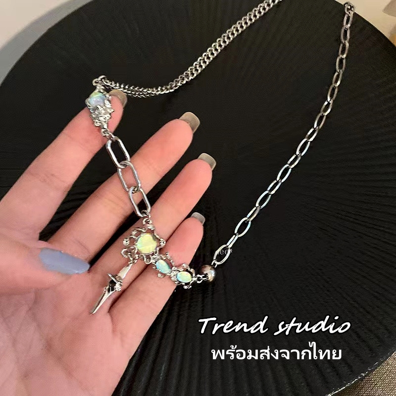 สร้อยคอรูปดาวกางเขนสุดเก๋ สร้อยคอสไตล์เกาหลี เหมือนแสงจันทร์สีขาว  คอลเลกชันสร้อยคอสไตล์เกาหลี
