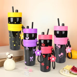 แก้วน้ำทูโทน 900ml เก็บร้อน-เย็น พร้อมหลอดดูด ฝาปิดกันฝุ่น ปลอกซิลิโคน ดีไซน์สวยทันสมัย