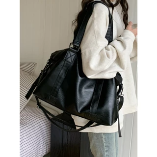 [จัดส่งฟรี + ส่วนลดพิเศษ] จัดส่งตรงจากประเทศไทย! กระเป๋าครอสบอดี้หนังแท้ขนาดใหญ่พิเศษ รุ่น 2026 ดีไซน์ทันสมัย ​​มีให้เลื