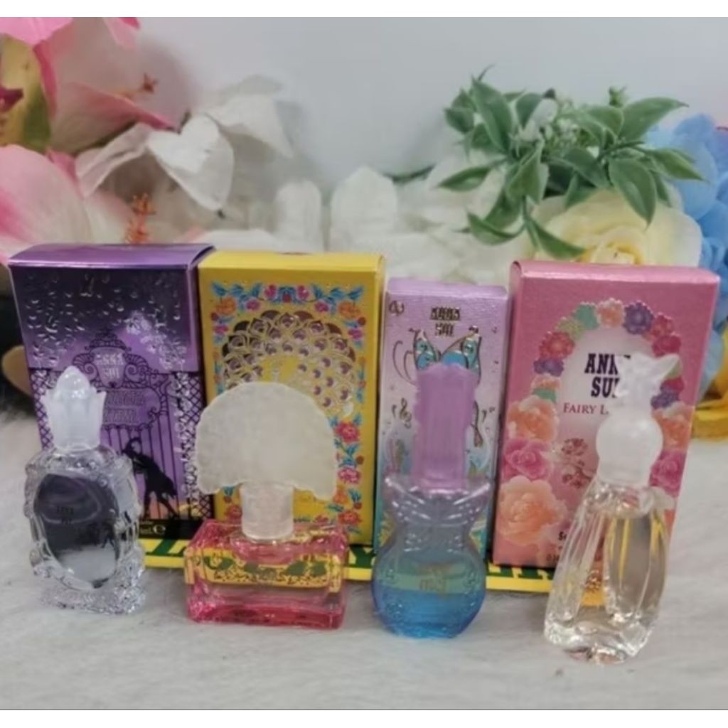 anna sui mini perfume 4-5ml