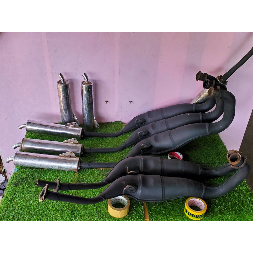 ท่อ Honda Nsr 150 RR (ตากลม)แท้ถอด มือสอง เก็บสีดำ ไม่ผุ ไม่ทะลุ ใช้งานได้ทันที (ท่อเต็มใบ,คอท่อไม่ม