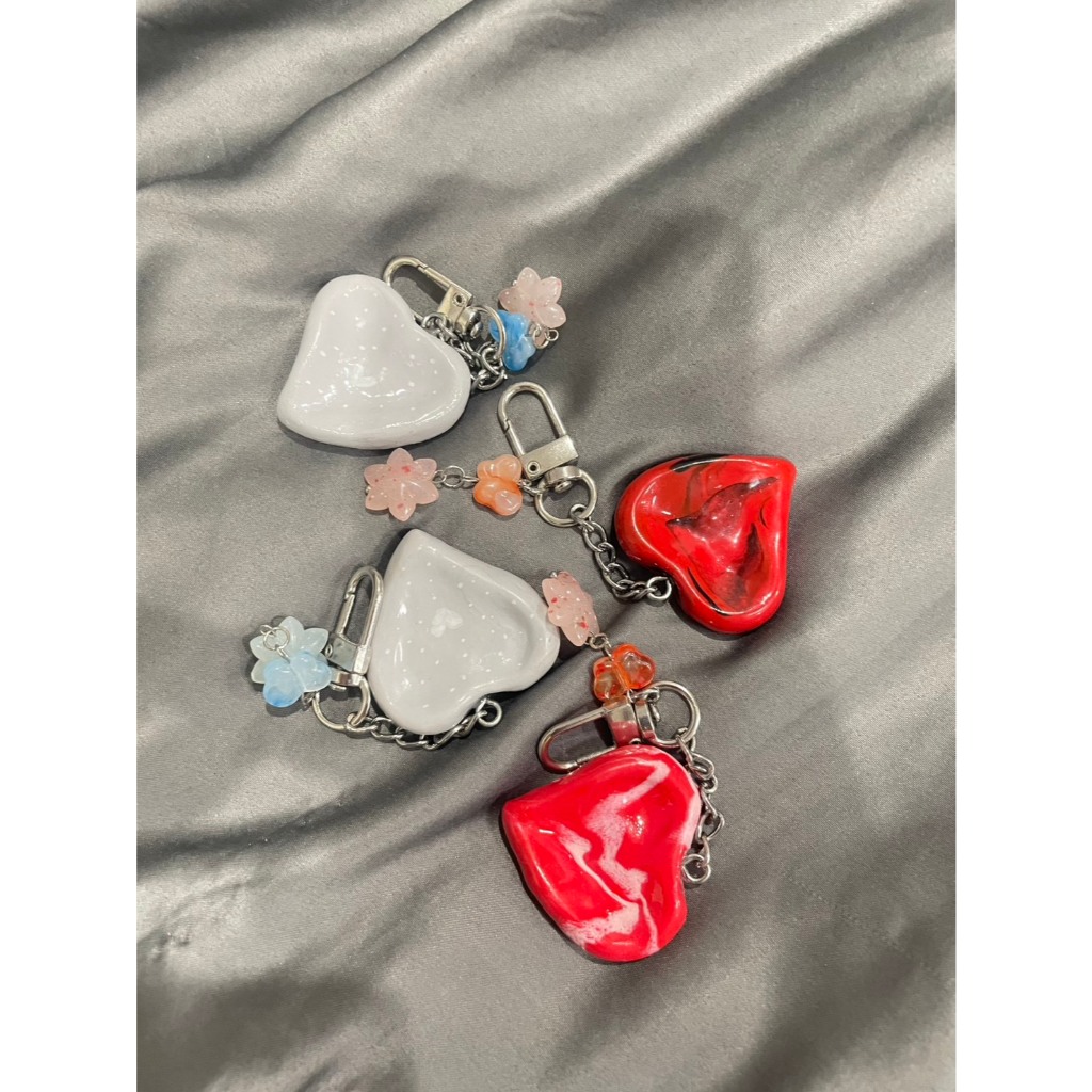 Heart Worry Stone Keychain พวงกุญแจหัวใจวอรี่สโตน
