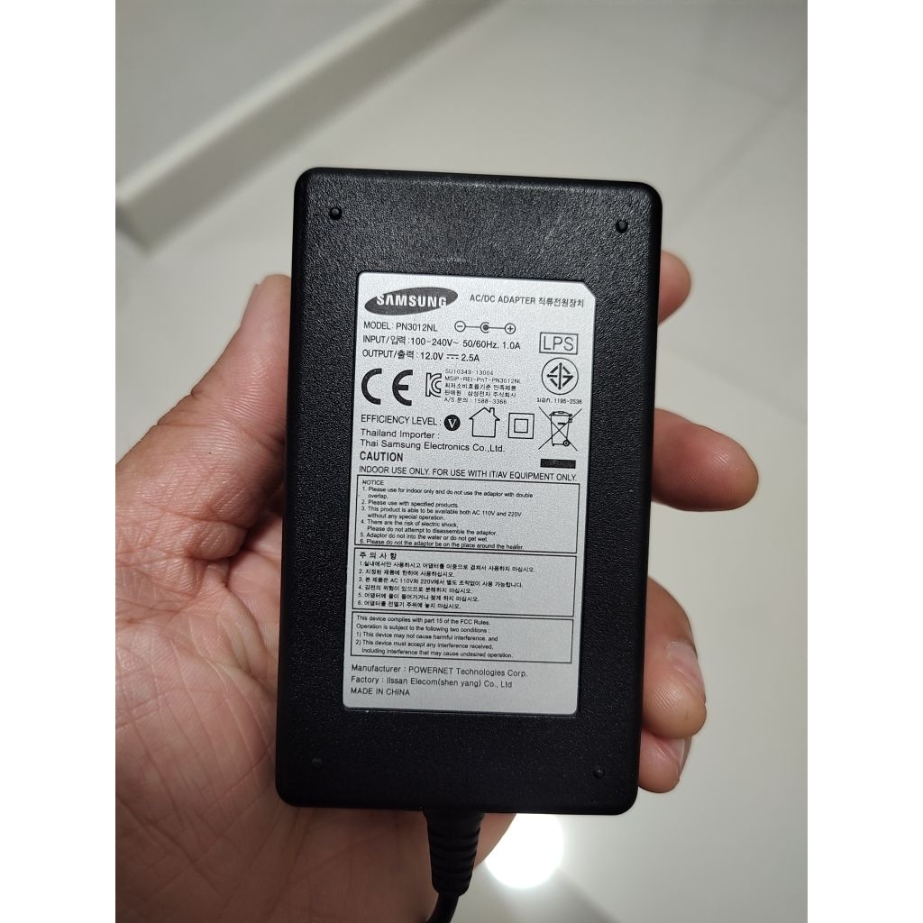 อะแดปเตอร์ Samsung 12v 2.5 A มือสอง