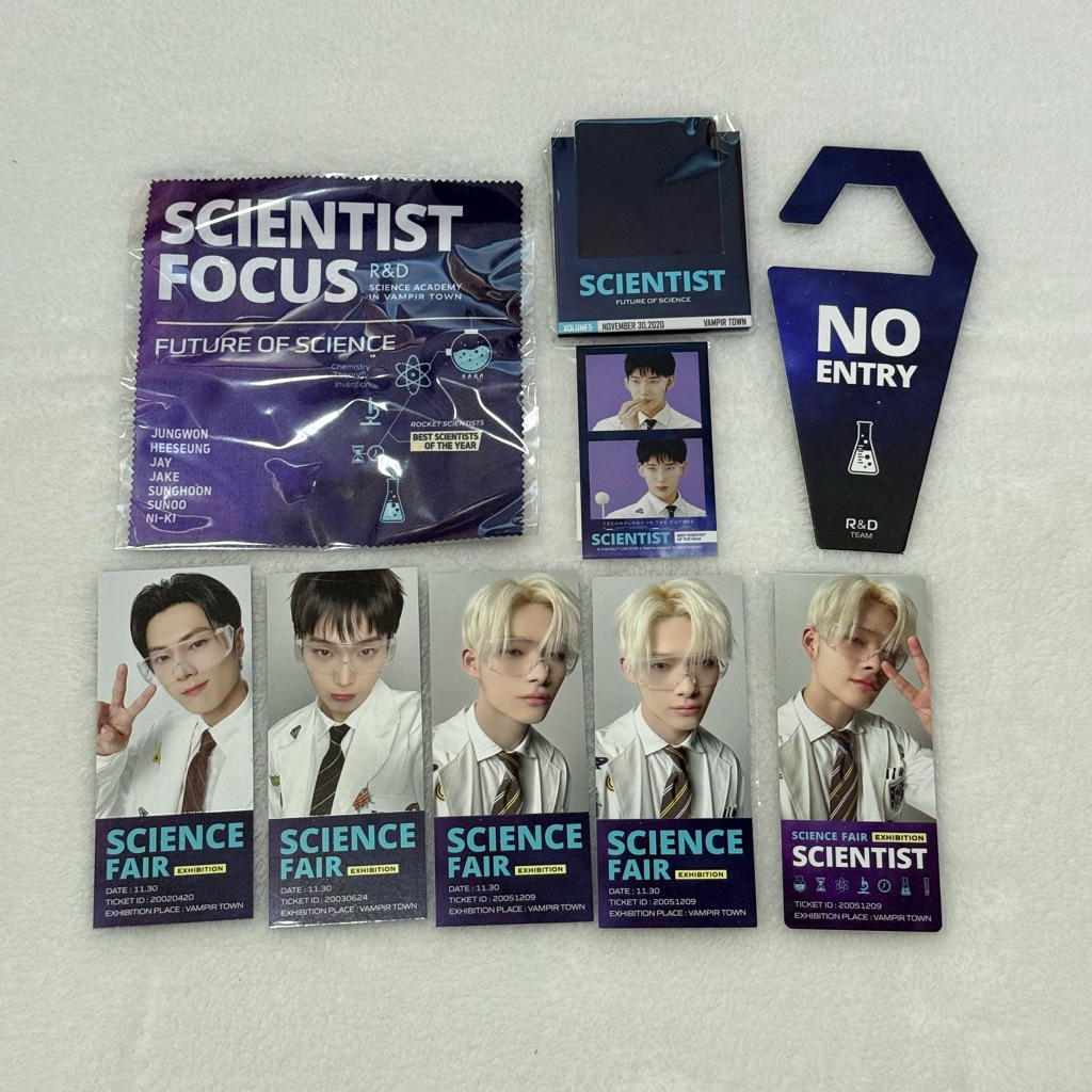 [ENHYPEN] พร้อมส่ง ENHYPEN WORLD COUPON CARD COLLECTION (SCIENTIST ver.) (1/2)