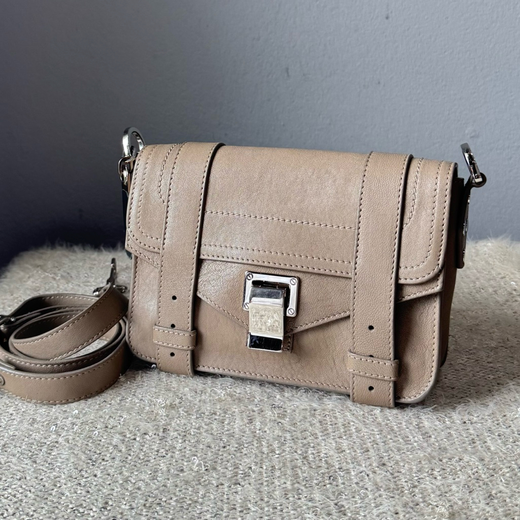 Proenza ps1 mini สีlight taupe