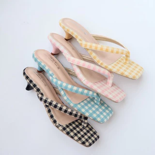 YOURSHOES K2 / รองเท้าส้นสูง 1นิ้ว รองเท้าหูหนีบ รองเท้าลายสก็อต
