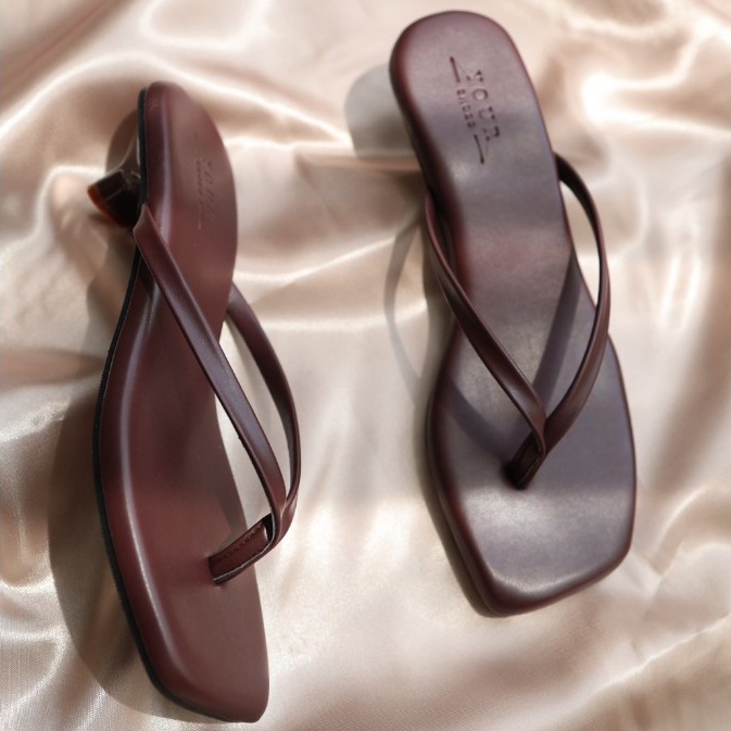 YOURSHOES Z17 (เท้าอวบ เท้ายาว +1ไซส์*) / รองเท้าส้นสูง 1นิ้ว รองเท้าหูหนีบ รองเท้าหนังนิ่ม รูปที่ 4