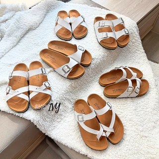 รองเท้าแตะ IVY SHOES (*แนะนำลด 1 ไซส์ ) รองเท้าสไตล์วินเทจ สไตล์ไบเก้น พื้นนุ่ม สีขาวล้วน 6 แบบ