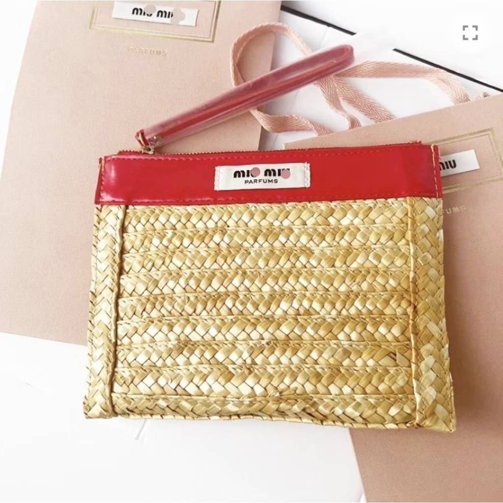 😍พร้อมส่งจ้า😍 
❤️MI MI 𝓟𝓮𝓻𝓯𝓾𝓶𝓮 𝓝𝓸𝓿𝓮𝓵𝓽𝔂 𝓢𝓽𝓻𝓪𝔀 𝓟𝓸𝓾𝓬𝓱