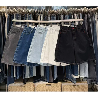 📍พร้อมส่ง📍FSY🇰🇷11102 Korea heart pocket shorts Denim jeans ขาสั้นยีน กระเป๋าหลังหัวใจน่ารักมาก ด้านหน้าเรียบๆทรง3ส่วน