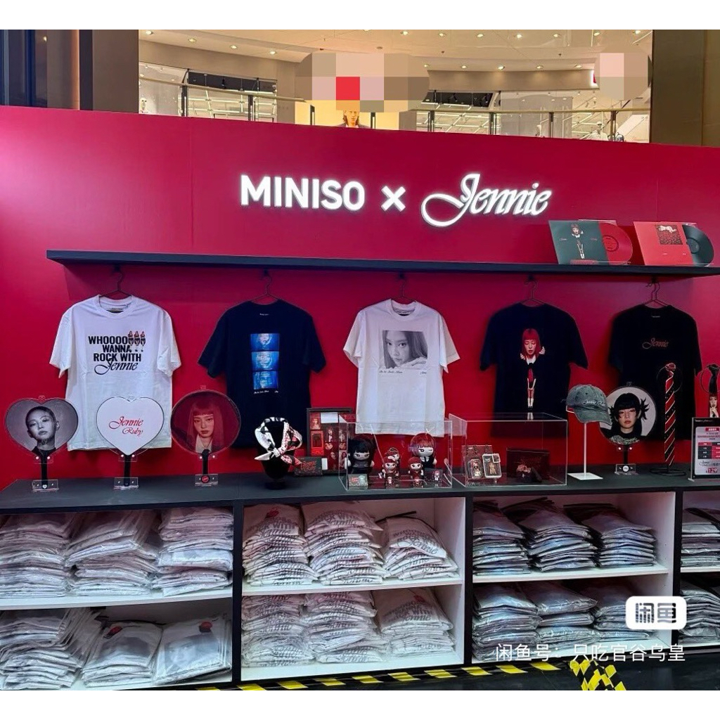 [✅พร้อมส่ง] MINISO X JENNIE T-Shirt