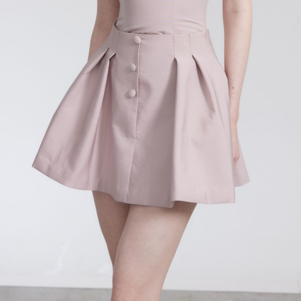CHER’Z – SS2604 กระโปรงสั้นผ้า Taffeta