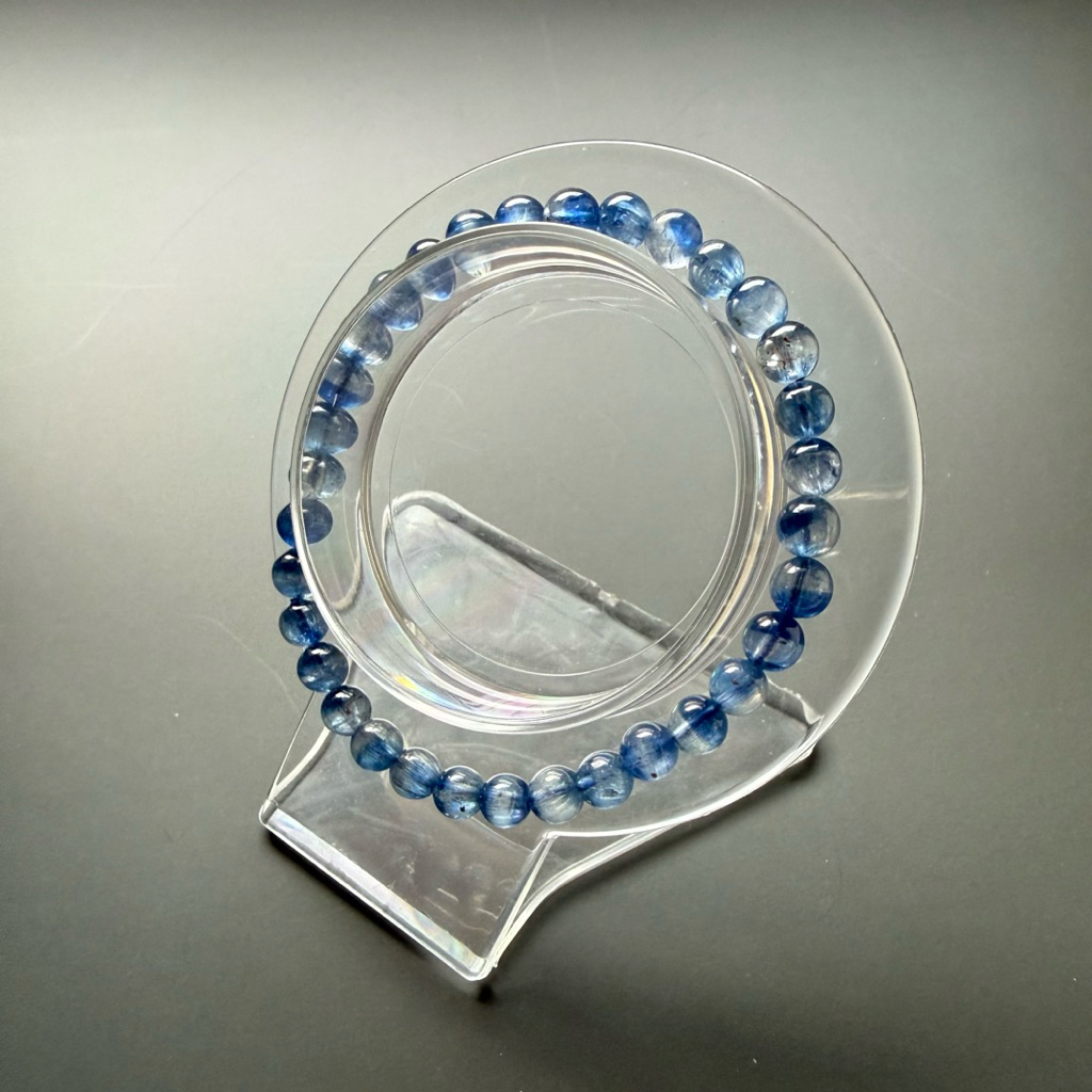 Kyanite in Quartz ข้อมือหินไคยาไนต์อินควอตซ์