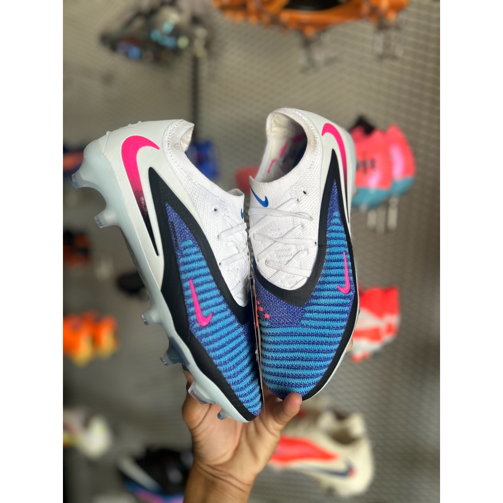 สตั๊ดNike Phantom gx