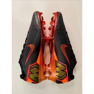 รองเท้าฟุตบอล Mercurial Vapor 16 รุ่นใหม่ล่าสุด