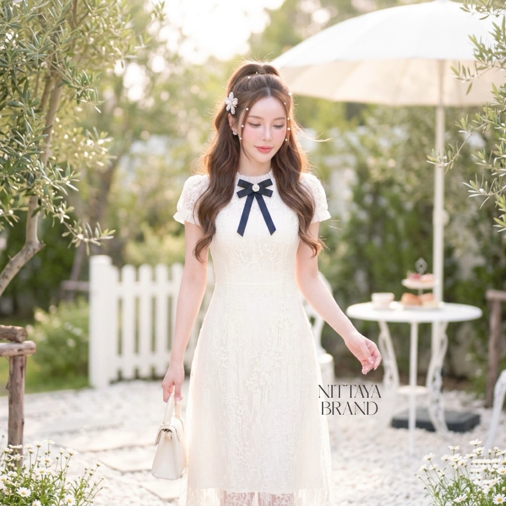 [NITTAYA] D2844 ชุดเดรสกระโปรงคอกลมแขนสั้นแต่งจีบผ้าลายลูกไม้ซีทรูเข็มกลัดโบว์เพชร สวยหรูดูแพง ใส่ออกงาน งานมงคล งานแต่ง