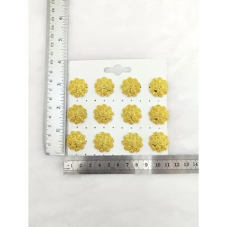 กระดุมชุดไทย 1 แพ็คมี 12 ชิ้น(มีหลายลายให้เลือกเลยค่ะ)