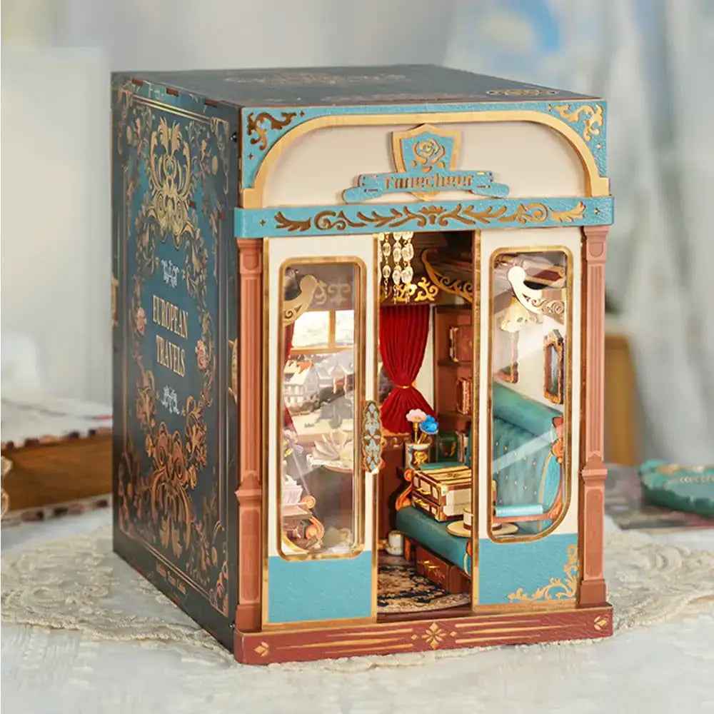 ส่งด่วนกทม. บ้านตุ๊กตา กล่องดนตรี Book Nook DIY European Travels ของเล่น ของแต่งบ้าน Tonecheer TQ443