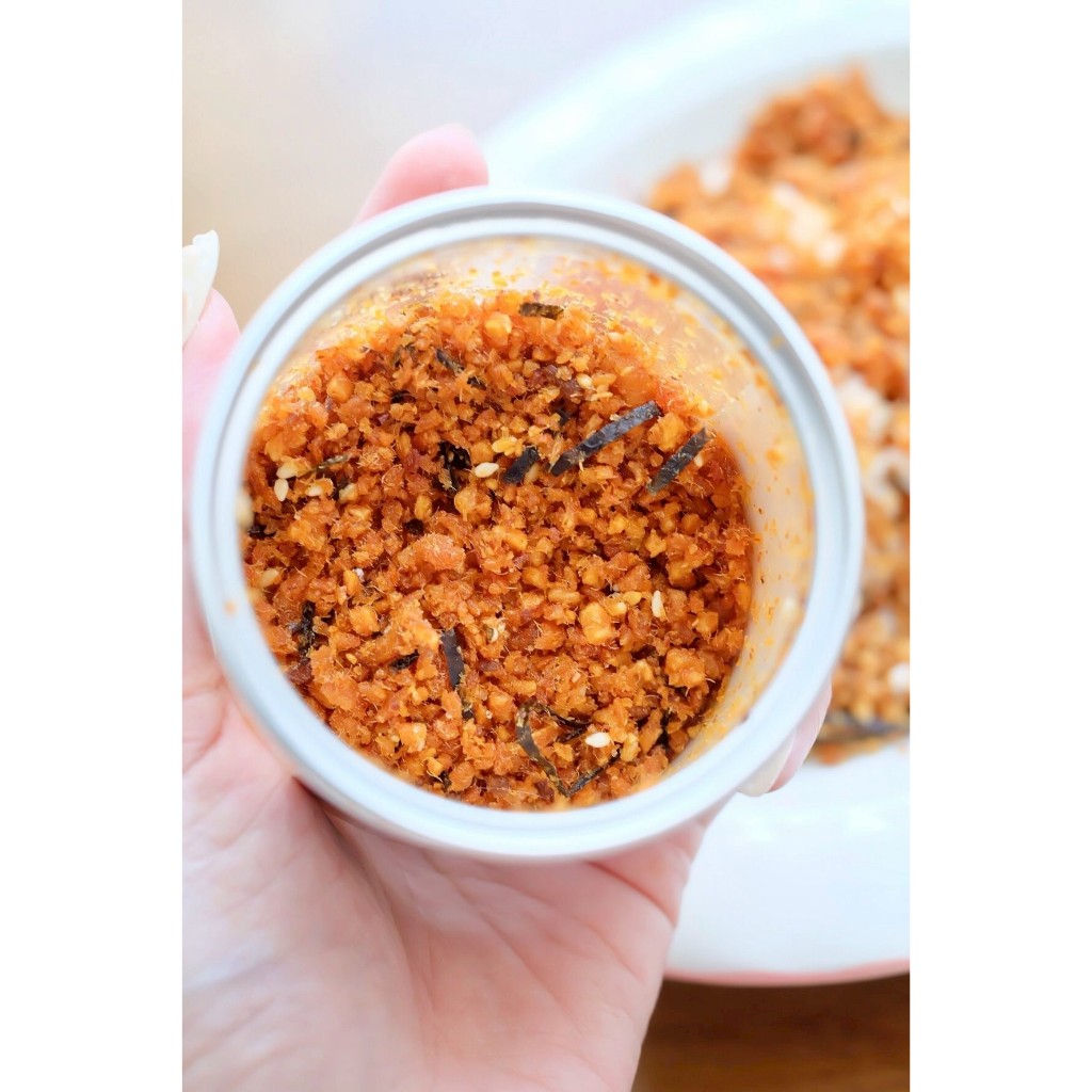 (ซื้อ 5 กป ฟรีข้าวพร้อมทาน1 ถ้วย)ผงโรยข้าวเนื้อปลาทับทิมFarmpla