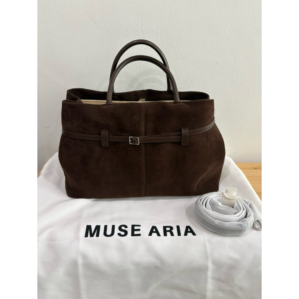 ส่งต่อ กระเป๋าหนังกลับ Muse aria