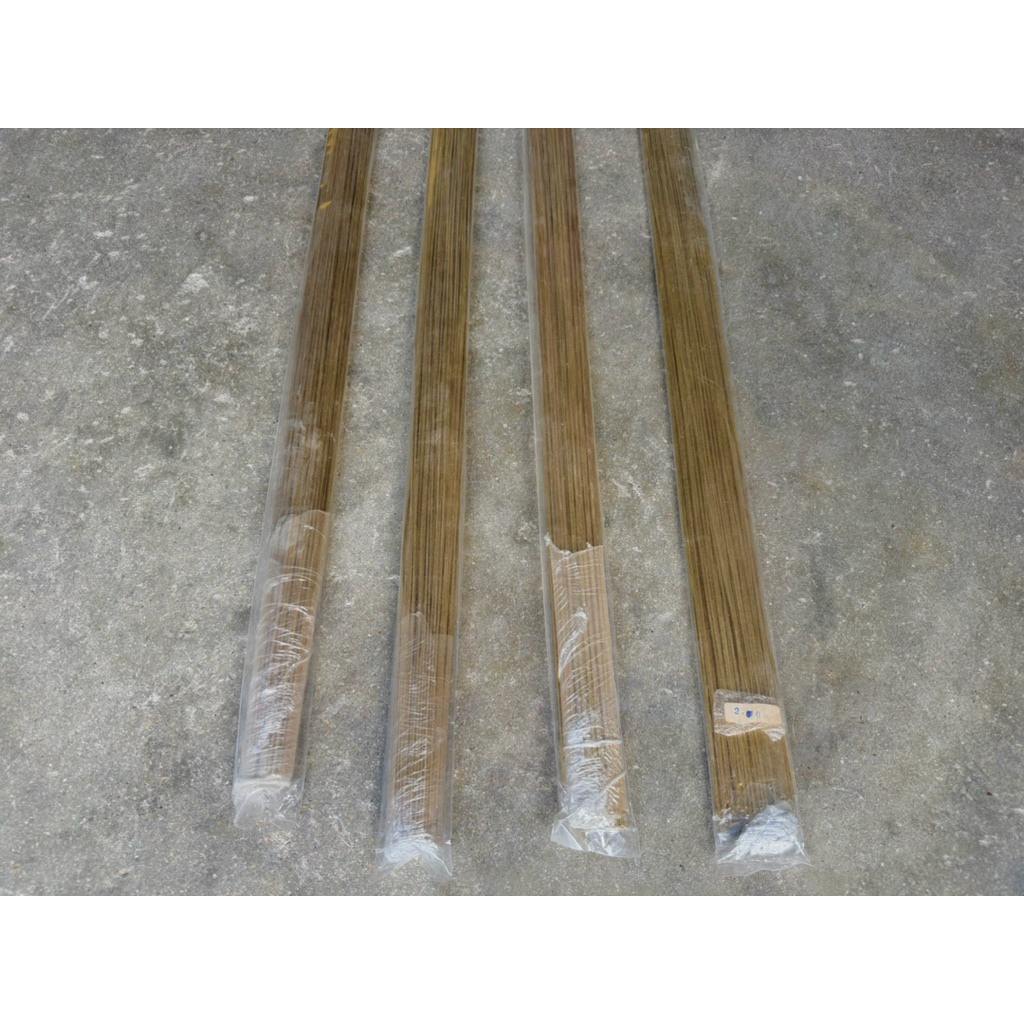 ลวดเชื่อมเเก๊สทองเหลือง เเบ่งขาย ขนาด 1.6, 2.0, 2.6, 3.2 mm ยาว 1 เมตร  ใช้เชื่อมงานอเนกค์ประสงค์