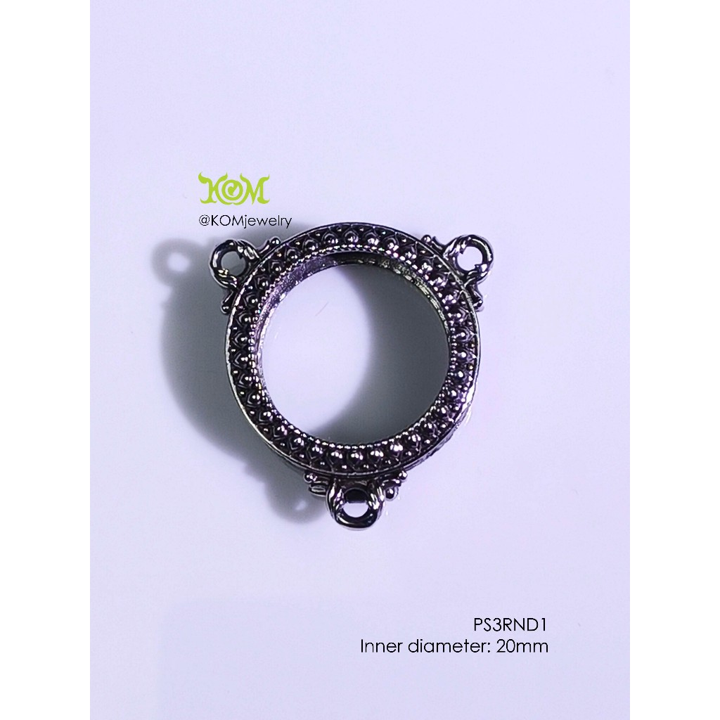 PS3RND1Whitebrass round amulet casing inner diameter 20mm กรอบพระ สามห่วง ไซส์ประมาณเหรียญหนึ่งบาท