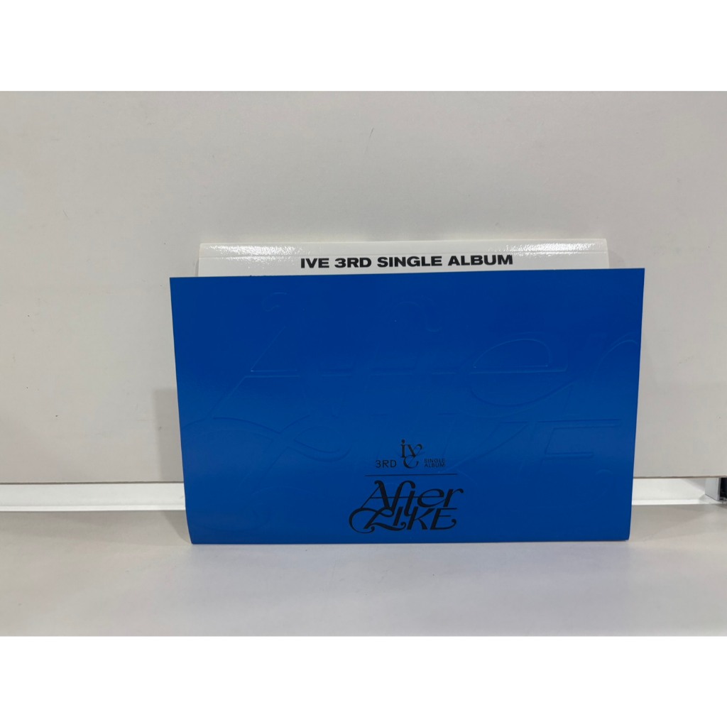 1 CD MUSIC  ซีดีเพลงเกาหลี   IVE - After Like (Photobook ver.) ver 3   (F9E16)