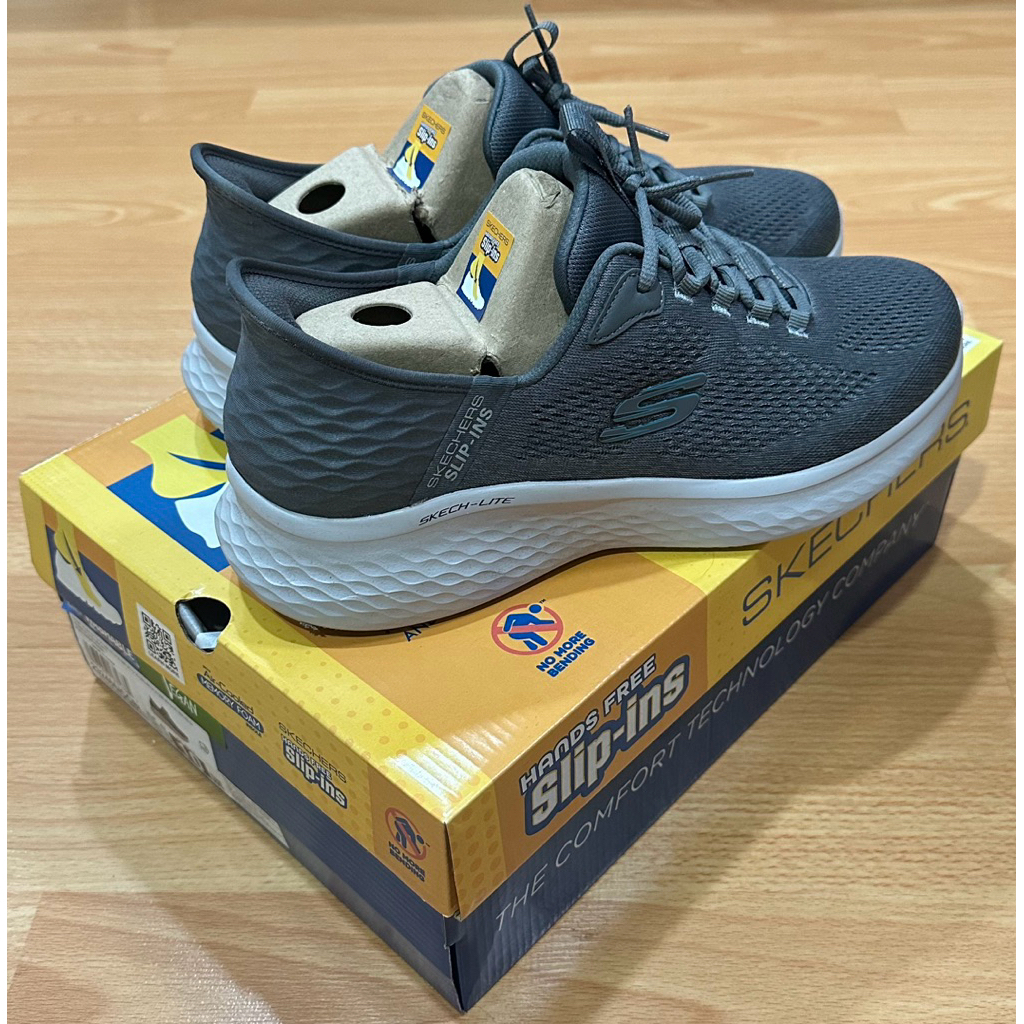 *ส่งต่อ* Sketchers Hands Free Slip-ins แท้💯