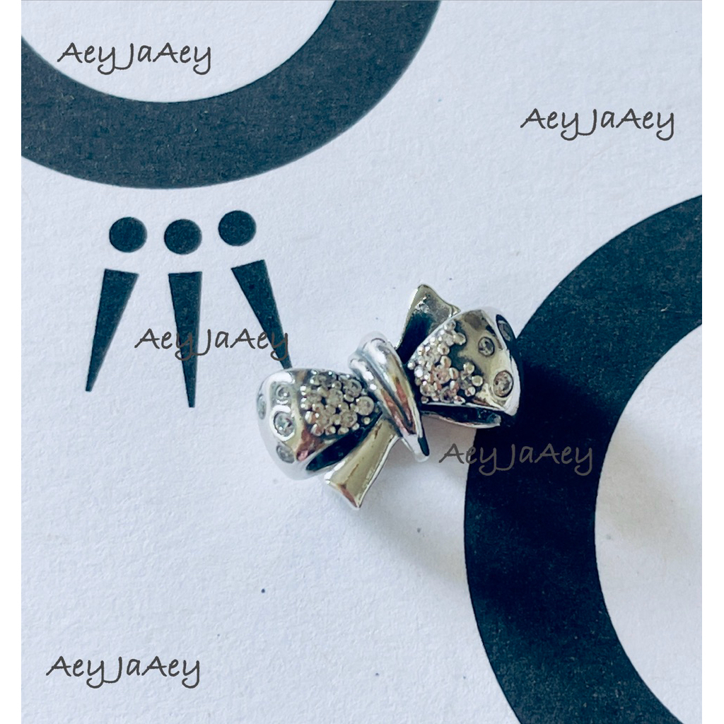 Pandora แท้ 💯% ชาร์ม โบว์ 🎀 Used