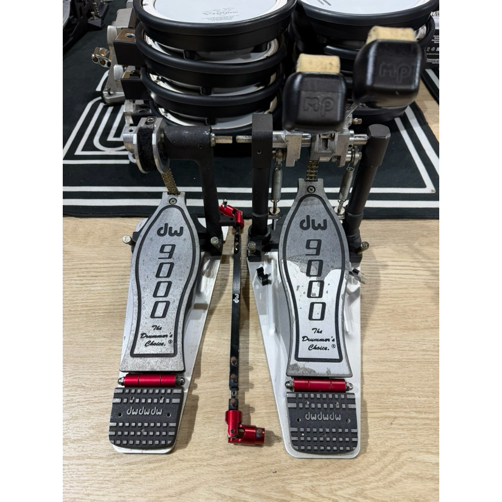 กระเดื่องคู่ DW9002 [9000 Series Double Bass Pedal] แถมฟรี กระเป๋าตรงรุ่นใส่กระเดื่องdw มือ2 สภาพเหม