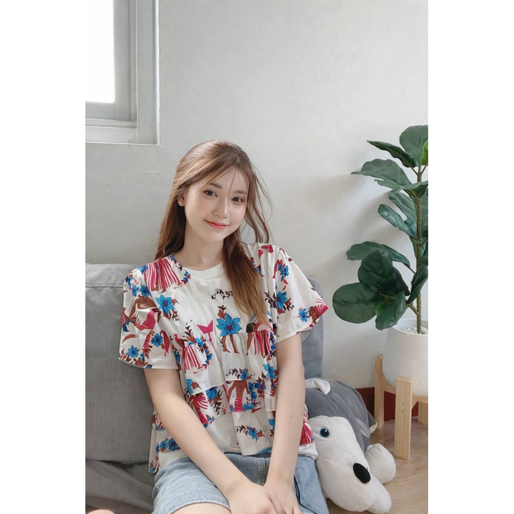 ✨💓เสื้อผู้หญิงลายทรอปิคอล สีสดใส เสื้อแฟชั่นทรงปล่อย ใส่สบาย อก 42“ ยาว22”สไตล์เกาหลี