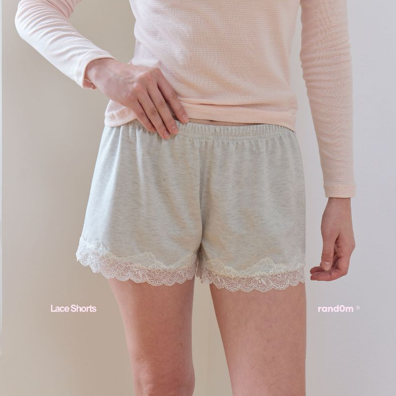 rand0m piece - Lace shorts กางเกงขาสั้น แต่งลูกไม้