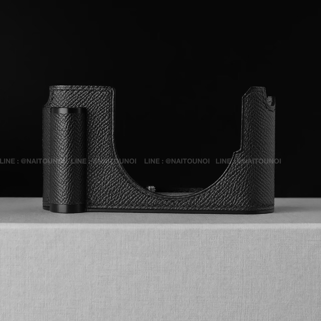 ( Used!! ) Kontice Half Case Black For Leica Dlux8 <Like New>