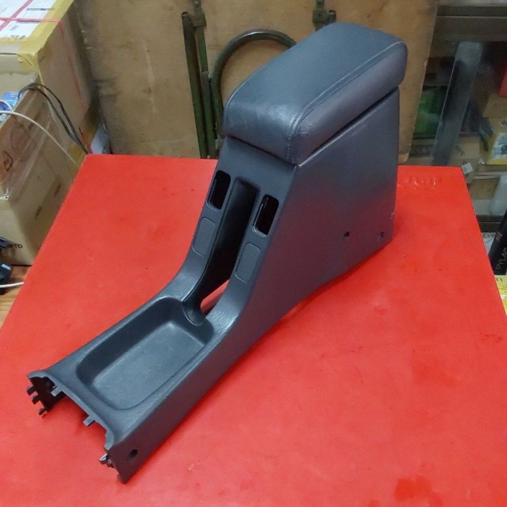 Tay ghế bọc da, dùng cho xe HONDA CIVIC EK năm 1996-2000, hàng thật, đã tháo, hàng đã qua sử dụng, thiếu 2 miếng nắp, sẵn sàng lắp đặt 🎉🎉