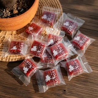 สตรอเบอรี่คิวบ์ สตรอว์เบอร์รี่ สตอเบอรี่อบแห้งแบบชิ้นพอดีคำ อร่อยมาก เปรี้ยวๆหวานๆกำลังดี🍓