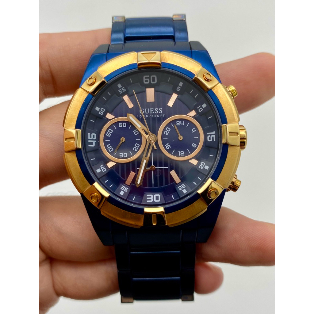 ขาย นาฬิกาผู้ชาย Guess