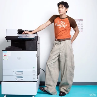 DADDYCLUB | I Cry Thursday Raglan T-shirt เสื้อยืดสีส้ม สุดเท่